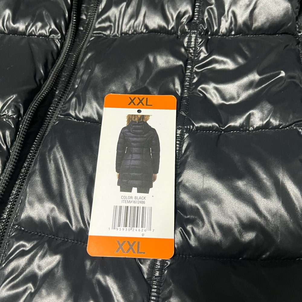 Aventura Women's Glossy Charcoal Puffer Coat - Picture 8 of 13